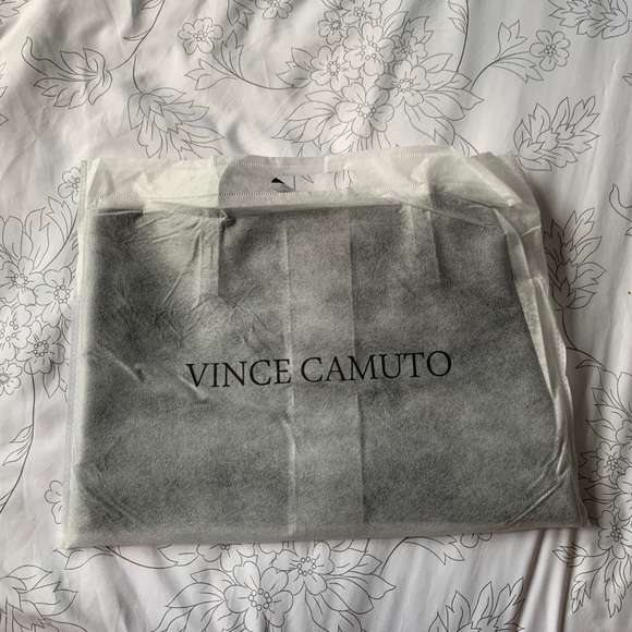 Vince Camuto tote bag - Picture 2 of 7